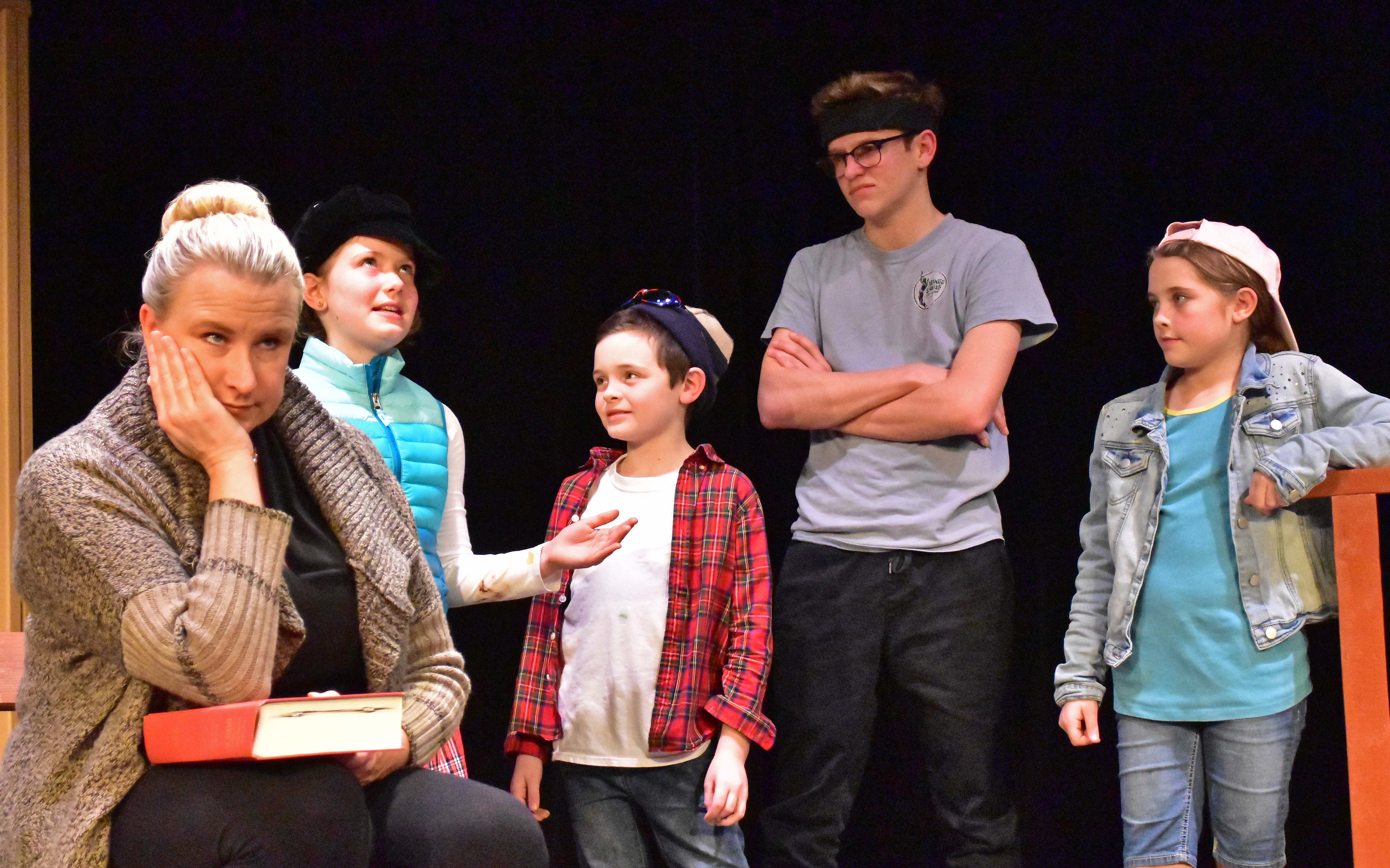 ppf-best-christmas-pageant-ever-mrs-bradley-and-the-herdmans-photo-by-chip-gertzog-providence-players